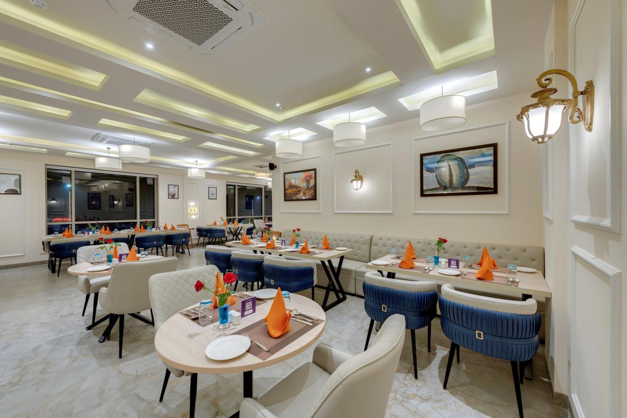 Click Collection Grand Gateway Varanasi Exterior foto