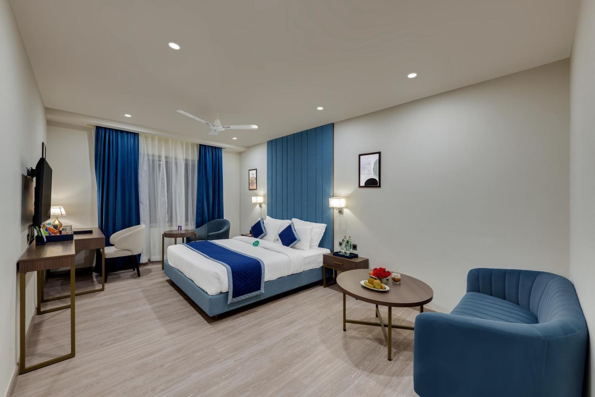 Click Collection Grand Gateway Varanasi Exterior foto